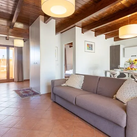 Attico D'amare Apartment *